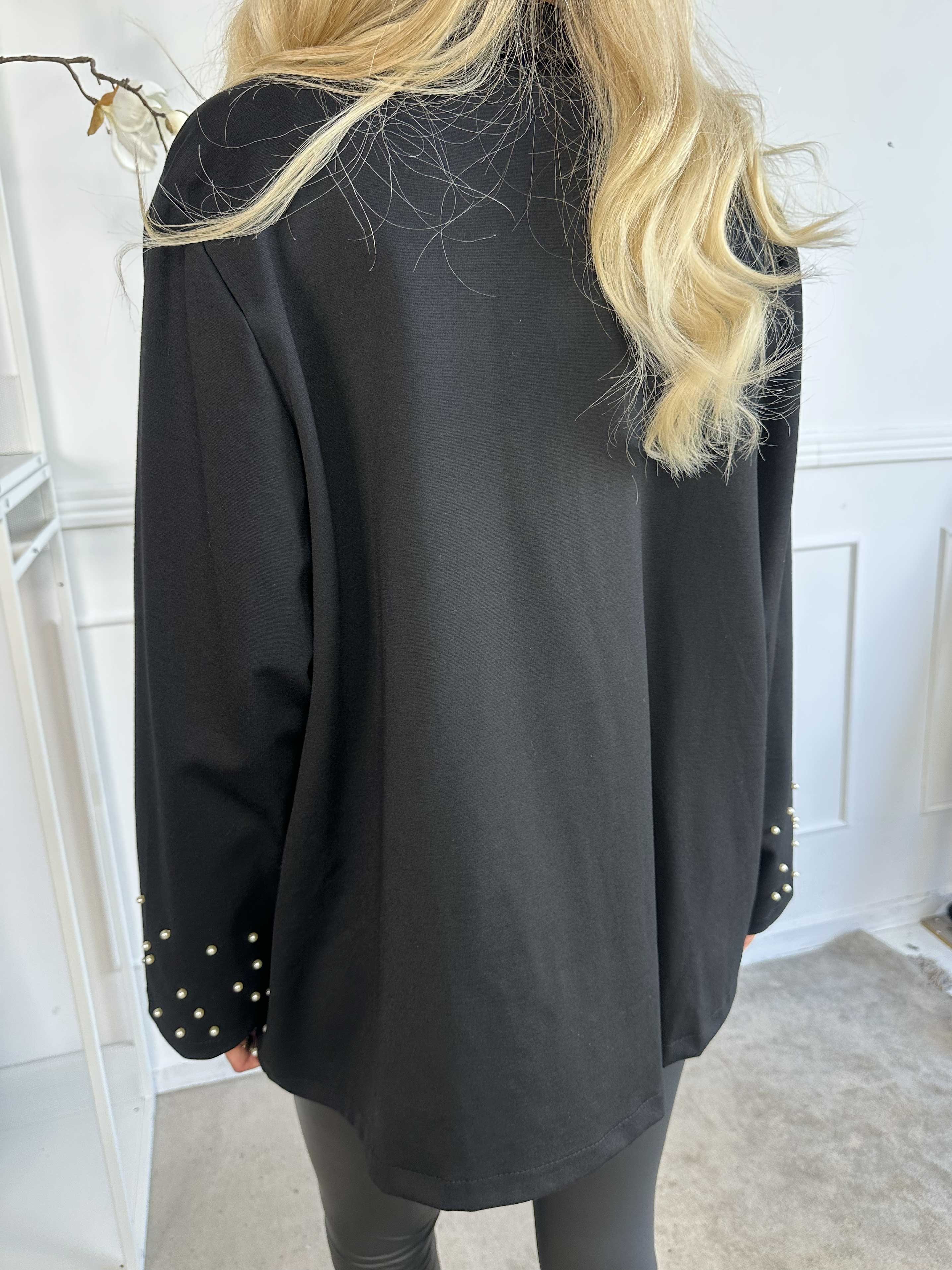 Larissa - Oversized blazer med vita pärlor